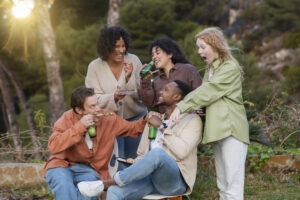 A friends enjoying drink